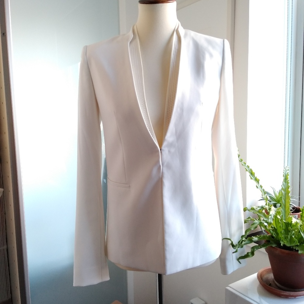 Tahari Sleek White Blazer